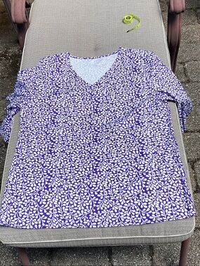 V-Neck Purple Leaf Print Tunic Top